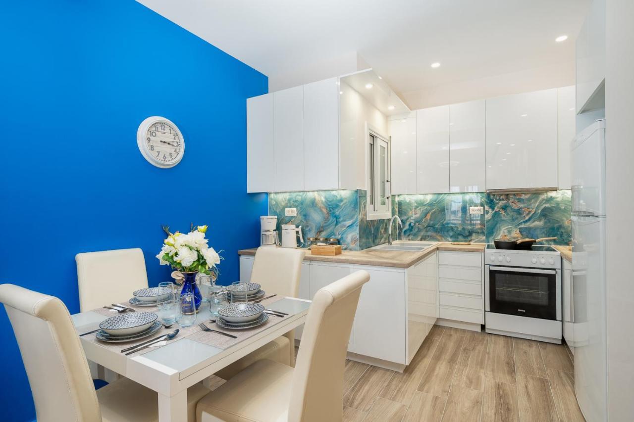 Artemis Bay Apartments Near Sea And Airport Ngoại thất bức ảnh