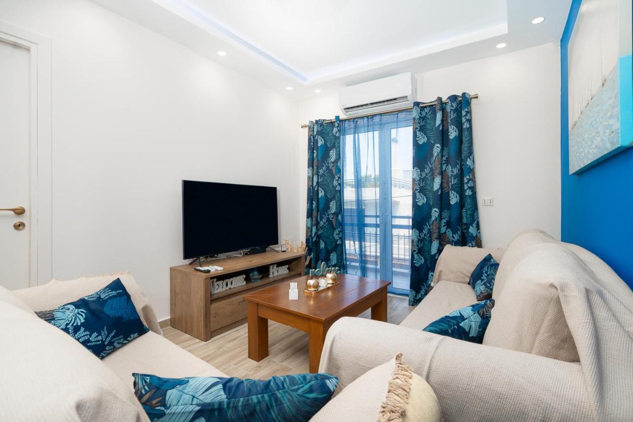 Artemis Bay Apartments Near Sea And Airport Ngoại thất bức ảnh
