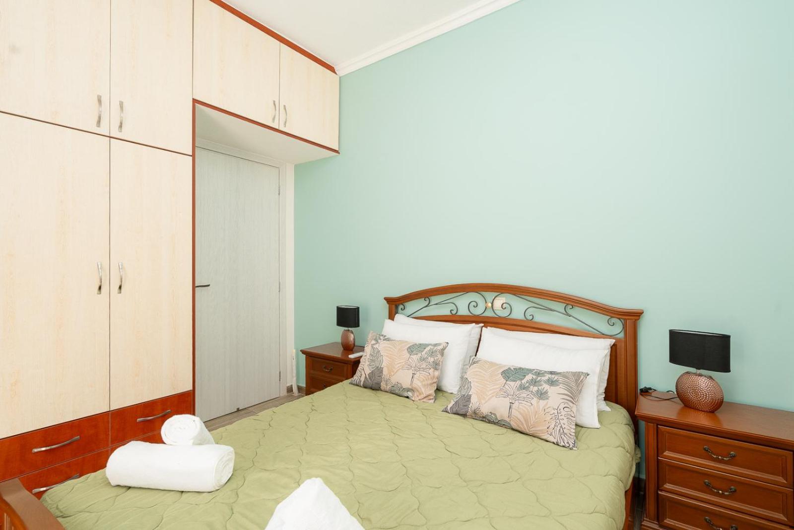 Artemis Bay Apartments Near Sea And Airport Ngoại thất bức ảnh
